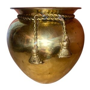 Elegant Expressions Med Lacquered Solid Brass Vase w/Tied Braided Rope Detail
